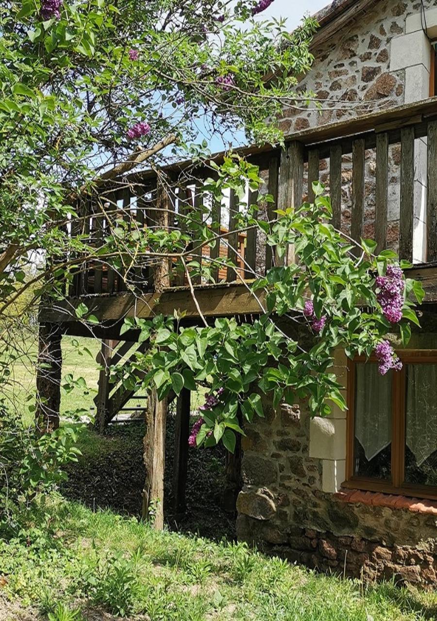 Tranquille Vienne Gites A Chirac Dept Charente Exterior photo